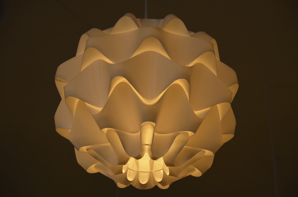 Lámpara diseño danés. Bella Sky. Copyright Hernando Reyes