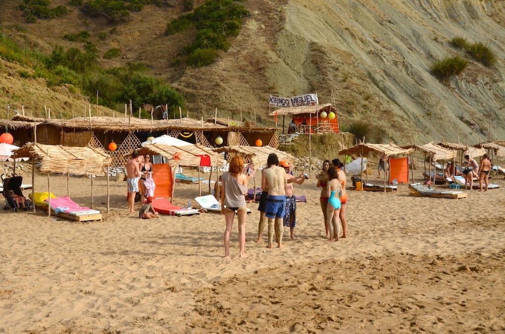 Xiringo de Miguel. Playa de Sidi Mugaits, Marruecos. Copyright Hernando Reyes.