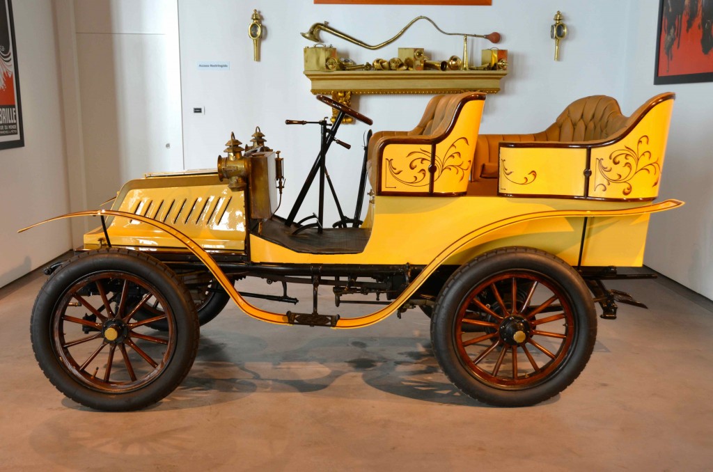 H-Coche-amarillo