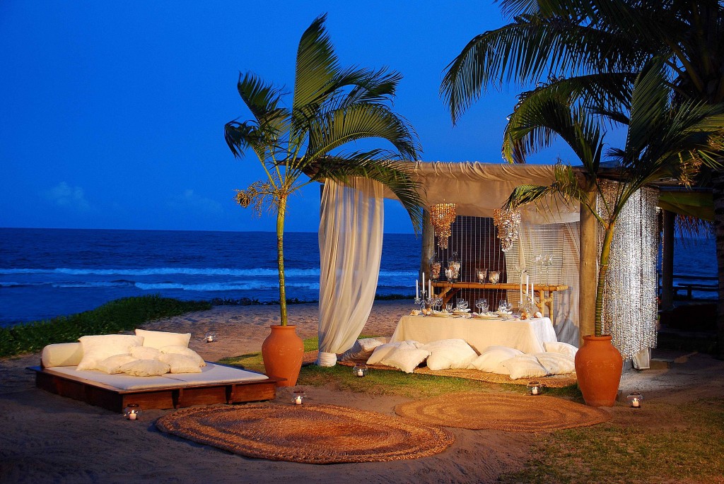 Lounge para cena romántica. Nannai Beach Resort