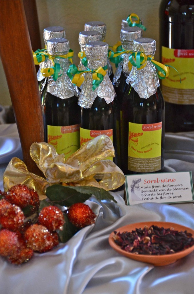 Vino de flores, uno de los productos de Dinah Veeris. Curazao, Antillas Holandesas. Copyright Hernando Reyes