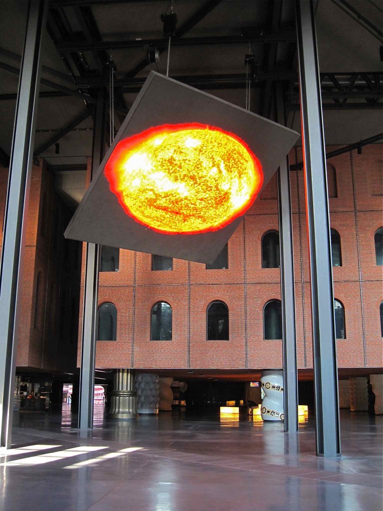 Interior de La Alhóndiga. Bilbao. Copyright Araceli Viqueira.